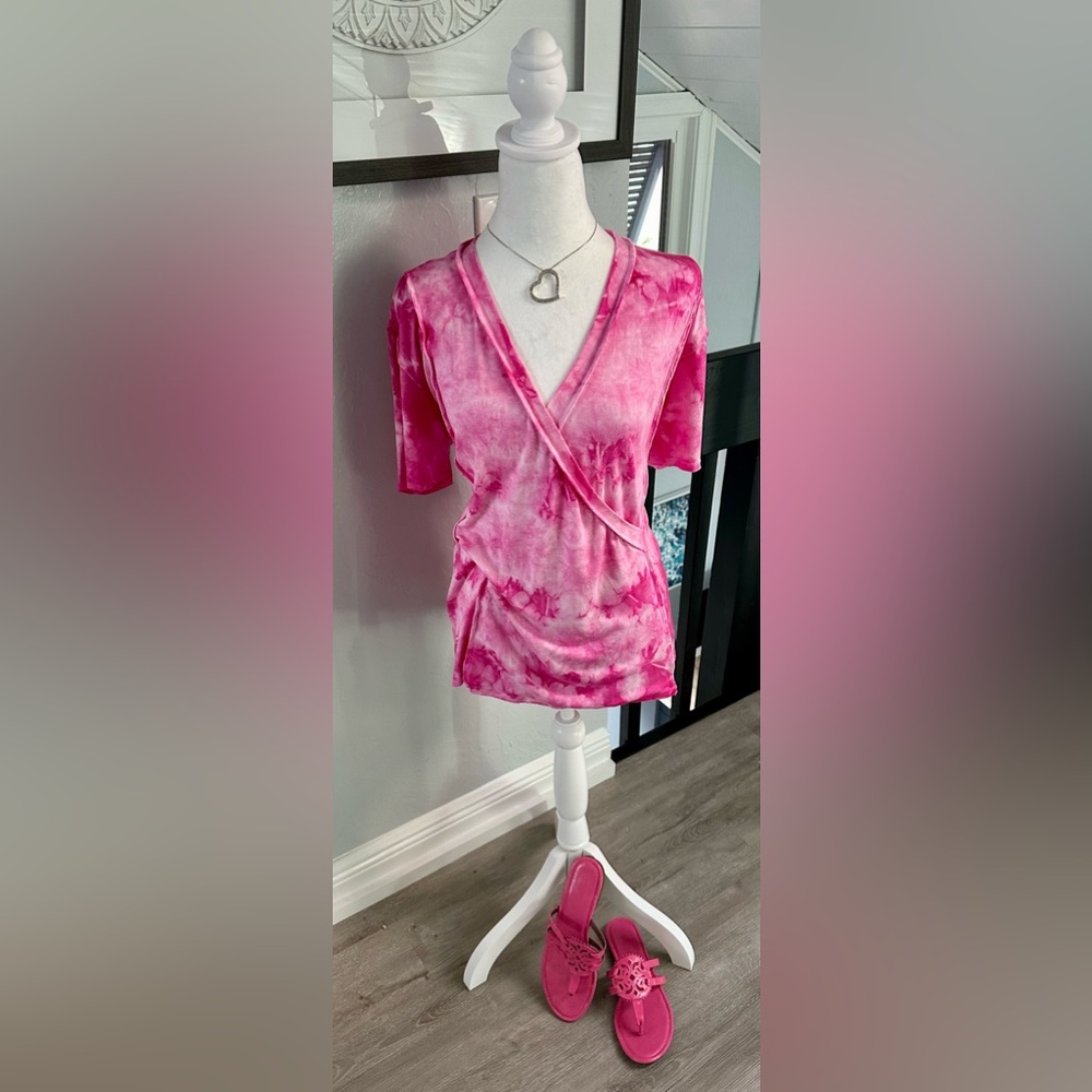 🩷 T Party Pink Tie Dye Top